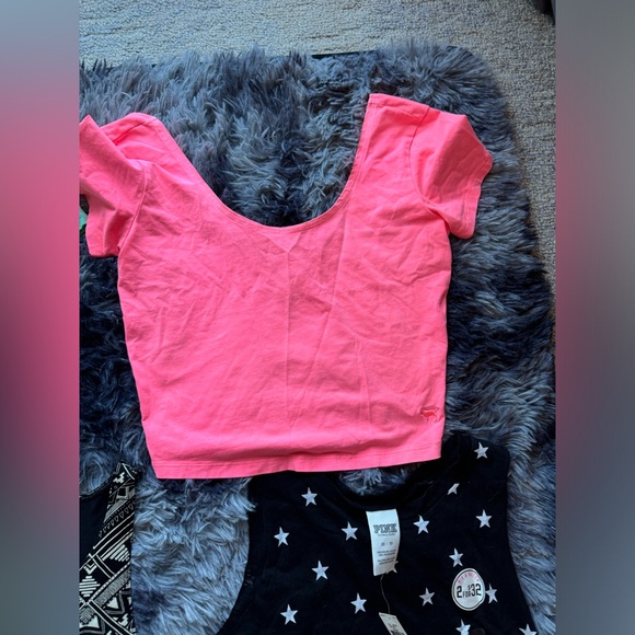 Victoria’s Secret PINK Crop Top Bundle - Picture 4 of 8